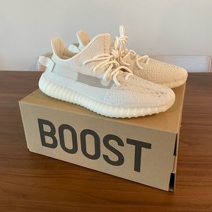 Yeezy Boost 350 V2